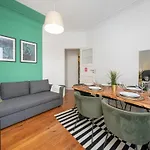 アパート The House - Comfortable For Families & Friends - By Homely リスボン