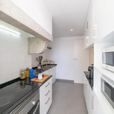 The House - Comfortable For Families & Friends 리스본