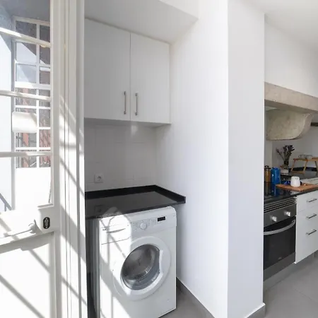 The House - Comfortable For Families & Friends * 리스본