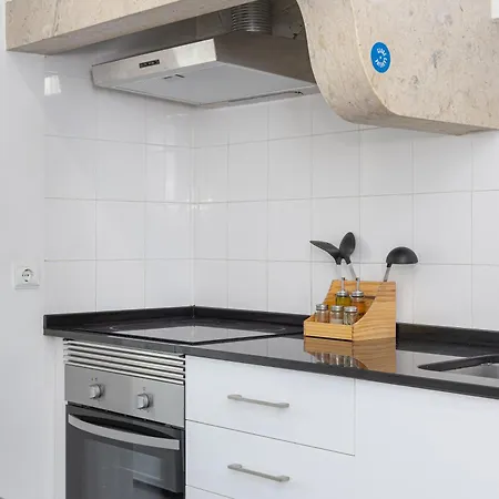 The House - Comfortable For Families & Friends - By Homely Apartmán *