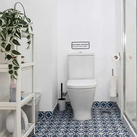 The House - Comfortable For Families & Friends - By Homely *