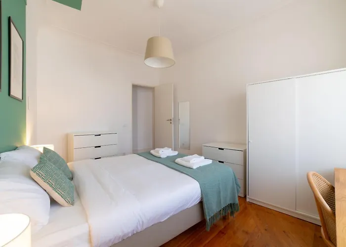 Apartment The House - Comfortable For Families & Friends Lisbon