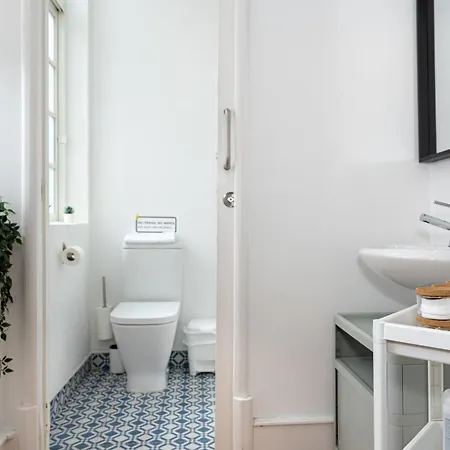 דירה The House - Comfortable For Families & Friends - By Homely